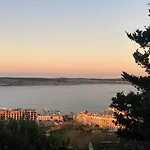 Semesterbostad Sweet And Cosy 1bed With Views By Homely *