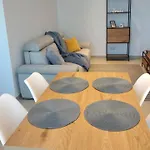 Semesterbostad Sweet And Cosy 1bed With Views By Homely *